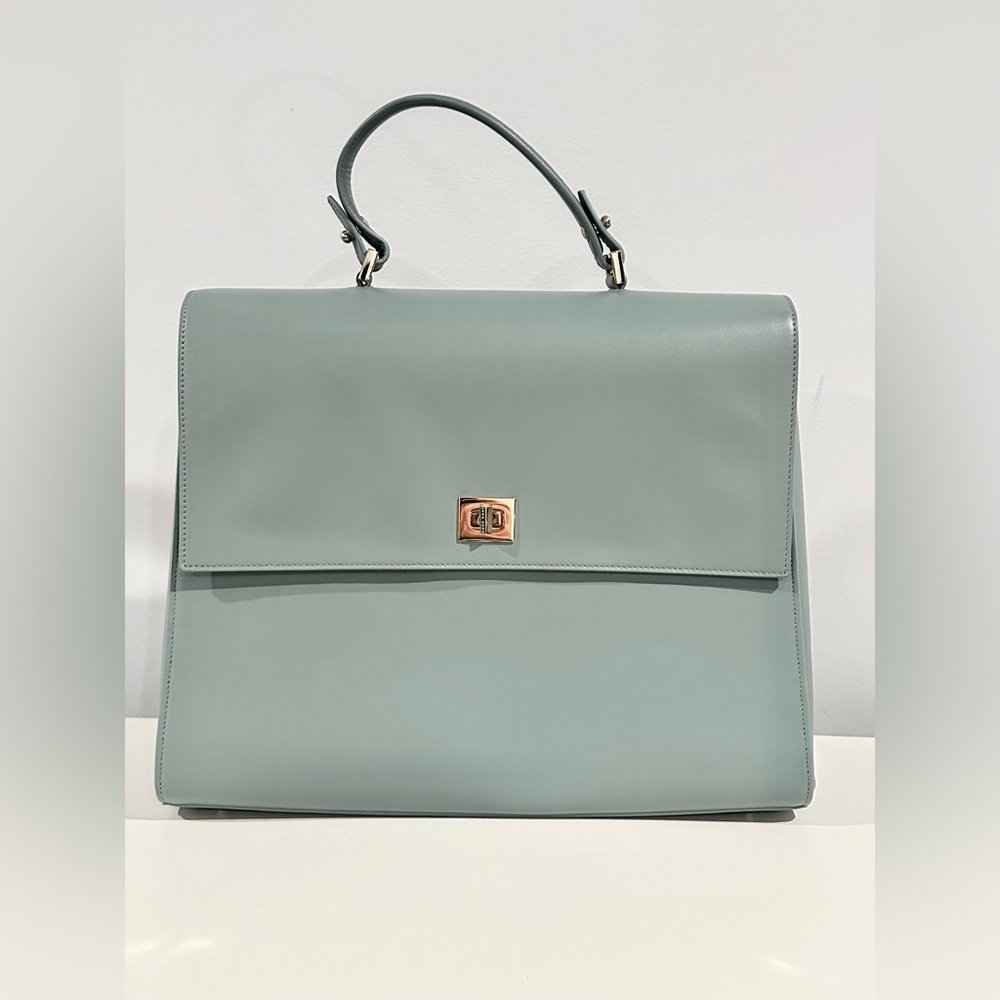 Hugo Boss Bespoke Italian leather Handbag Mint